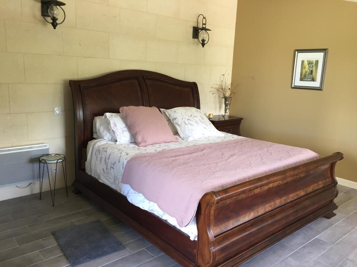 Chateau Couchebout Bed and Breakfast Pugnac Exterior foto